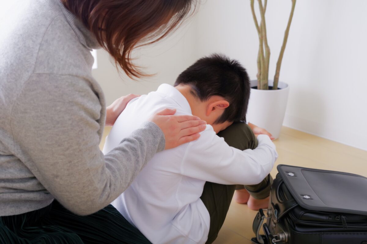 友人関係・いじめが原因で起こる二次障害|保護者の声と理解のための知識を整理