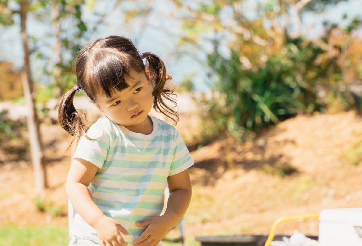 「落ち着きがない」は性格？発達特性？幼稚園・保育園の集団生活で見えてくる原因とあたたかい関わり方