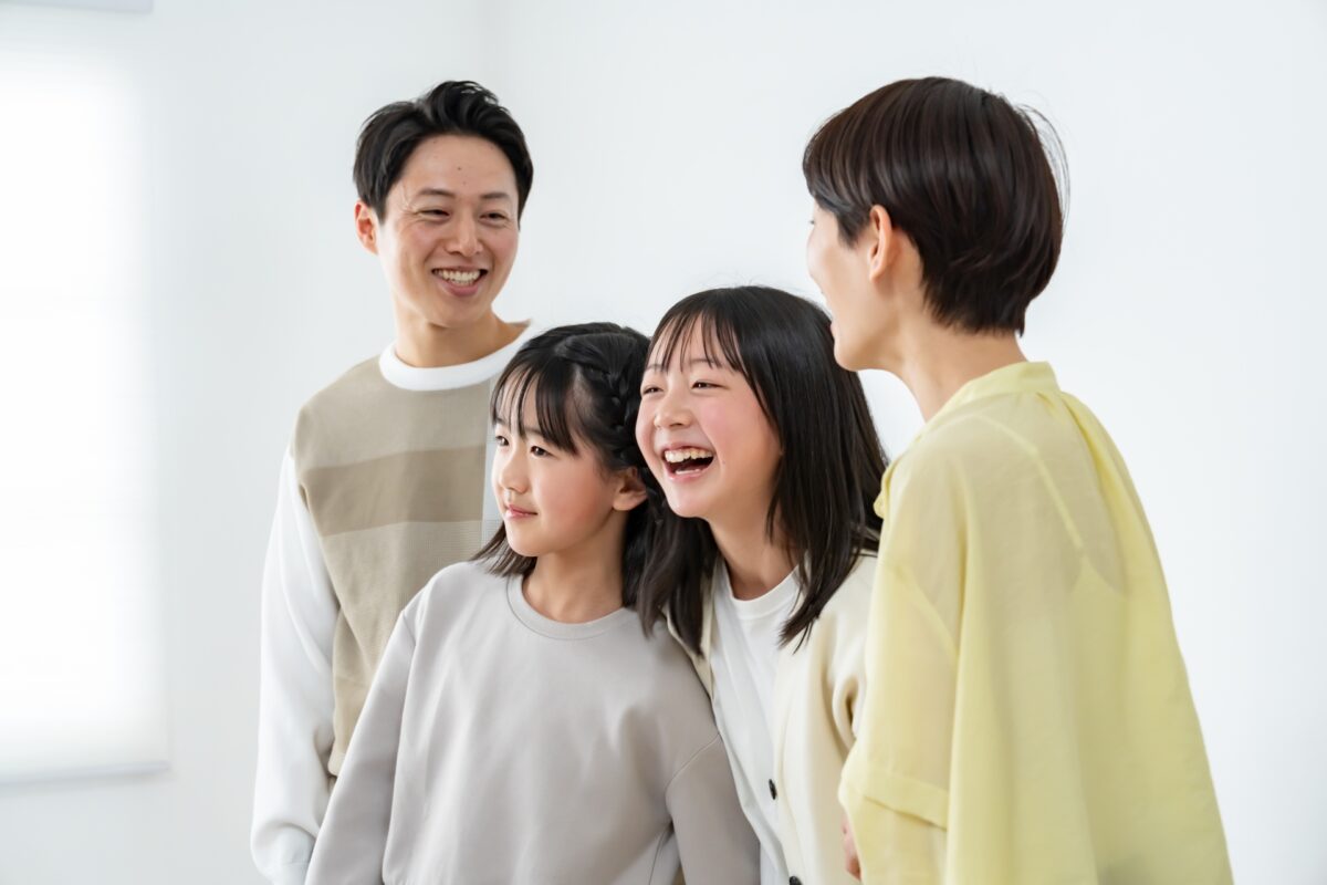 発達障害児のコミュニケーション支援が求められる理由|人間関係の困りごとから見る発達支援データ