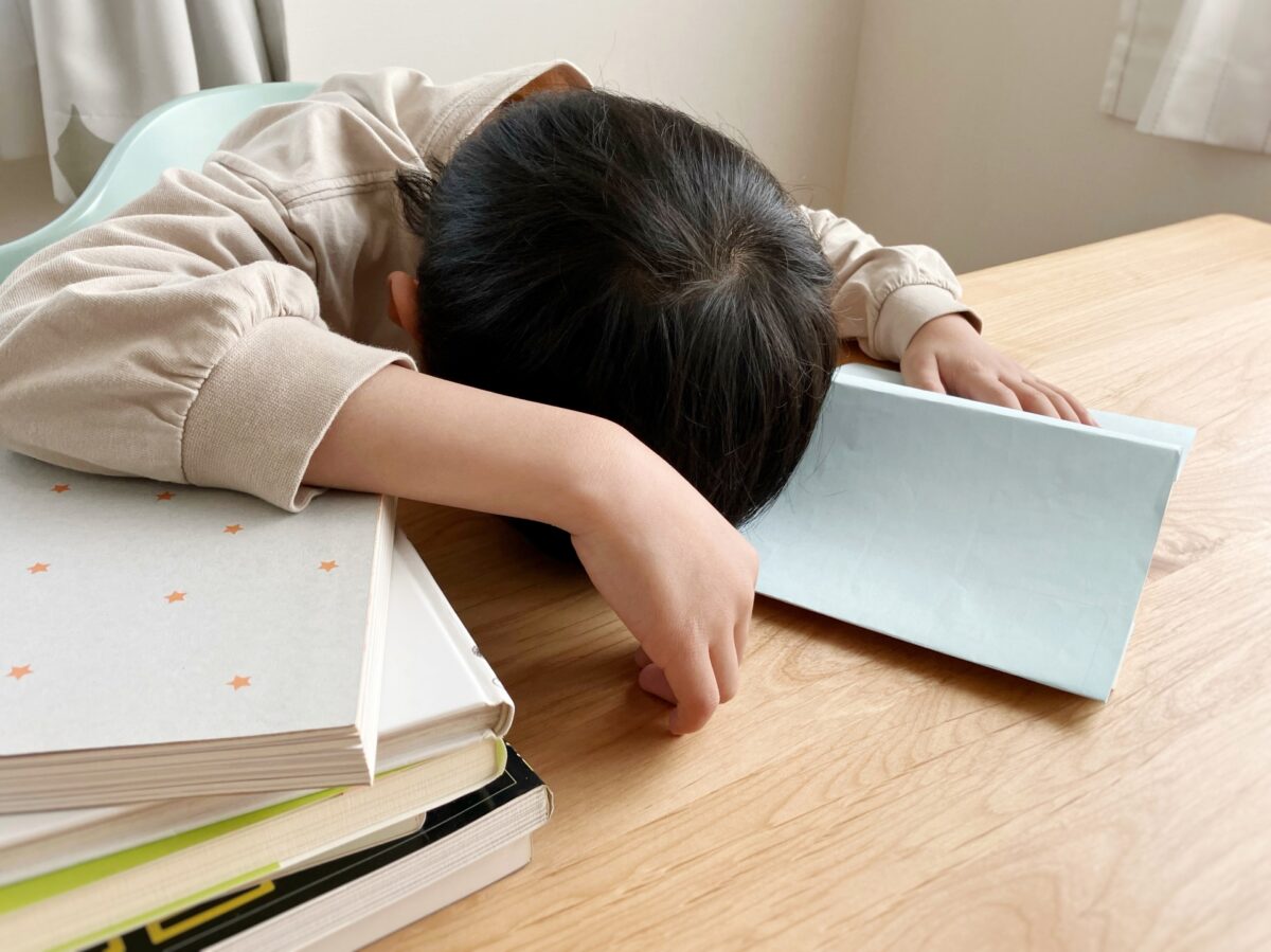 学習障害への気づきの遅れが、二次障害につながることも|学習障害(LD)の子と向き合うシリーズ
