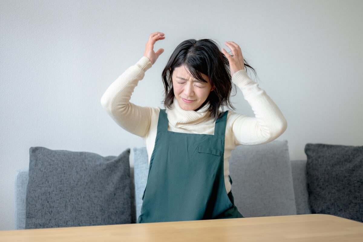周囲や家族に理解されず、孤独を感じた保護者の声|発達障害児の子育て体験談シリーズ